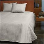 Masaccio quilted coverlet pearl